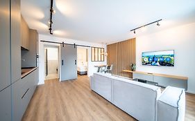Coblenz Suites